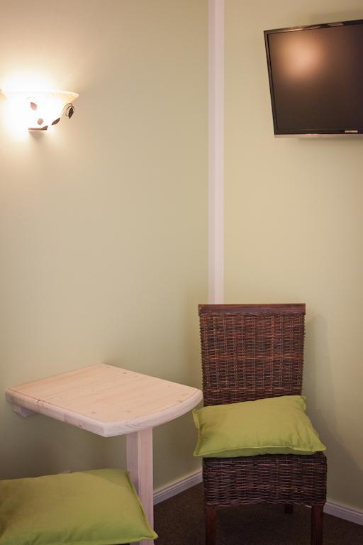 Cafe Hehrlich - Cafe, Pension & Mehr Bad Tennstedt 部屋 写真